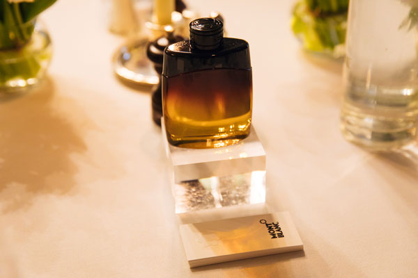 خرید عطر ادکلن مونت بلان لجند نایت